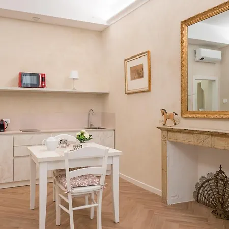 Classic Chic - Citta Alta Apartmán
