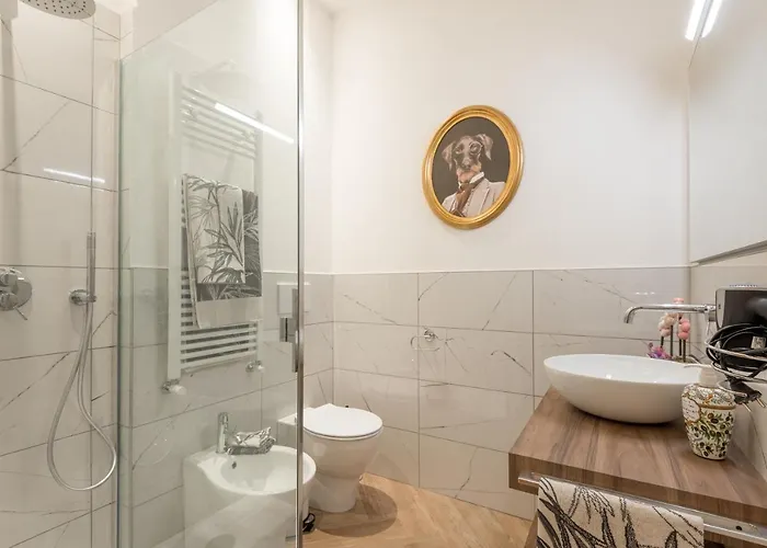 Classic Chic - Citta Alta Apartment *
