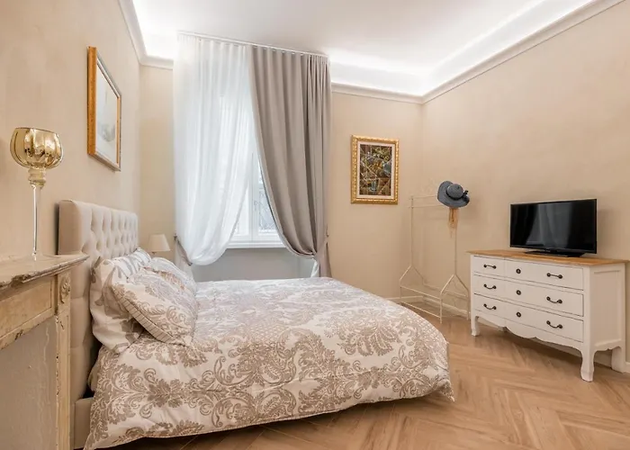 Classic Chic - Citta Alta Apartamento *